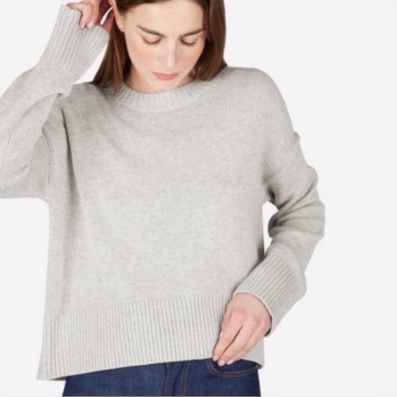 Everlane Sweaters - Everlane Gray Boxy Ribbed Knit Sweater